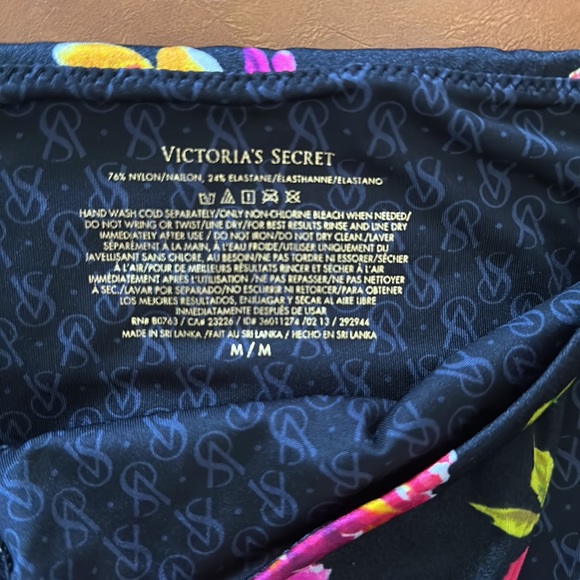 Victorias Secret 34DD NEW without tags bikini swimsuit - Picture 4 of 8